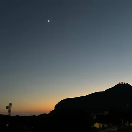 بيت ضيافة Dimora A' Muciara