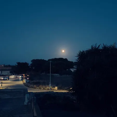 Dimora A' Muciara بيت ضيافة 4*