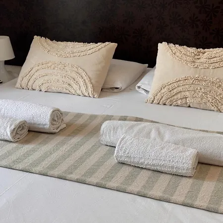 بيت ضيافة Dimora A' Muciara 4*