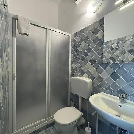 Dimora A' Muciara بيت ضيافة فافينانا