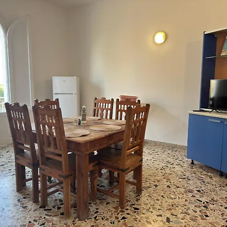 بيت ضيافة Dimora A' Muciara