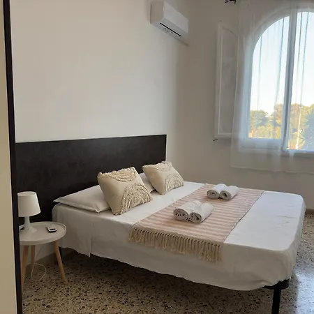 Dimora A' Muciara بيت ضيافة فافينانا